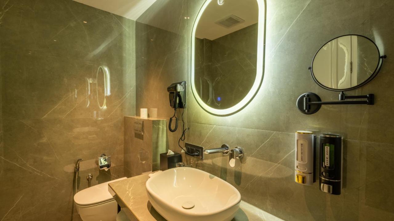 Renest Calangute Goa Hotel Ngoại thất bức ảnh
